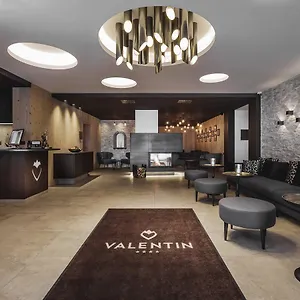  Apartment Valentin Design